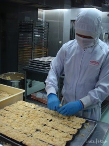 仕上げも手作業